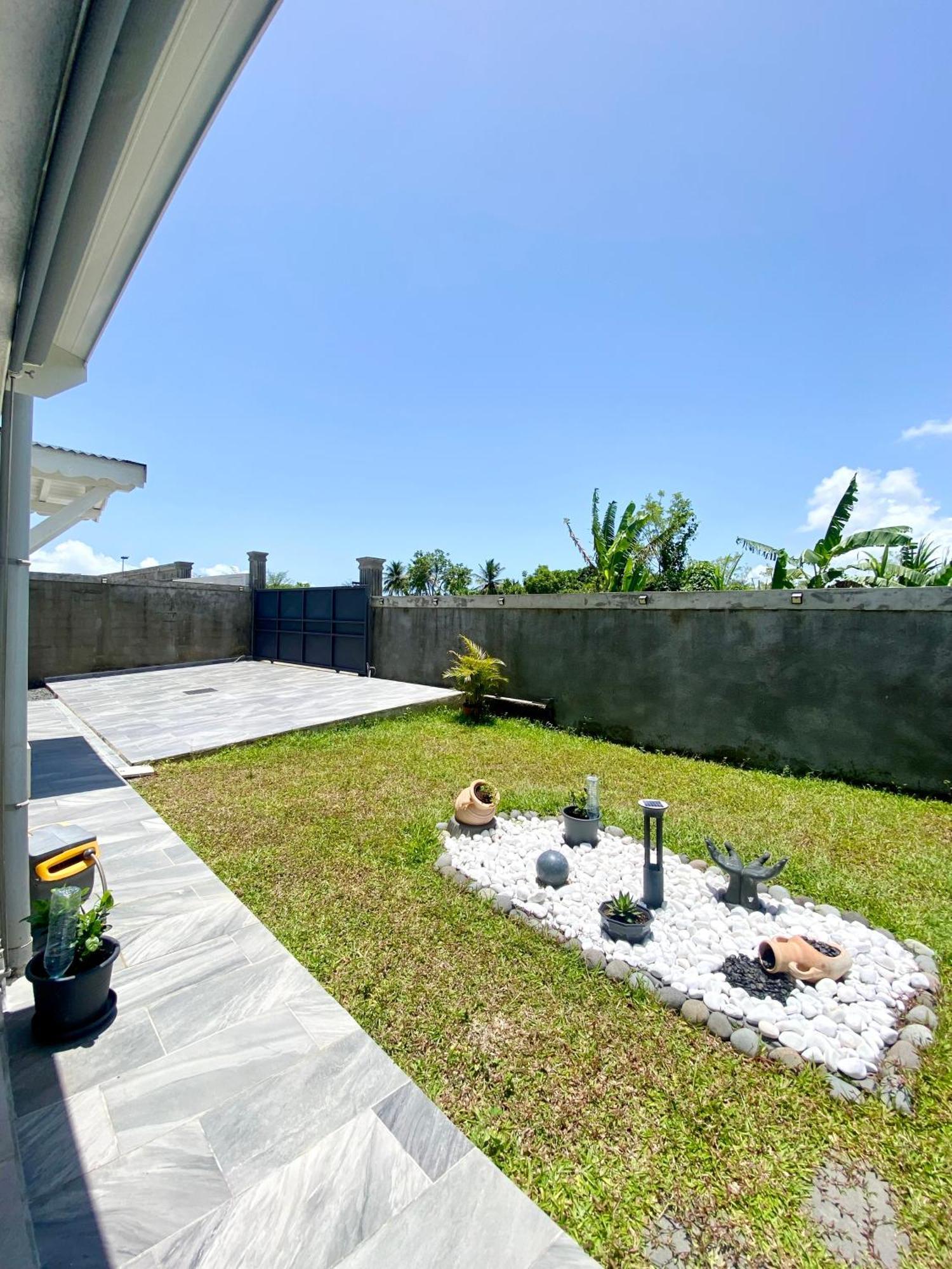 Villa Lanais Baie-Mahault Exterior photo